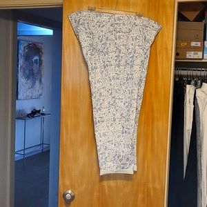 Womens capris size 20